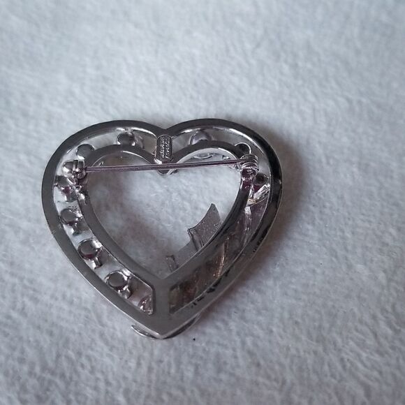 Catamore Heart Brooch 1/20th gold filled - Picture 7 of 9